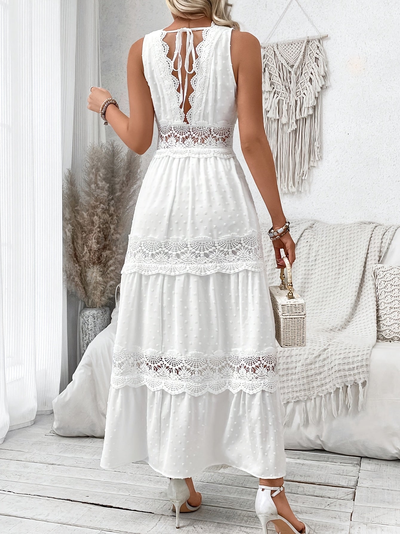 CELESTE SLEEVELESS ELEGANCE