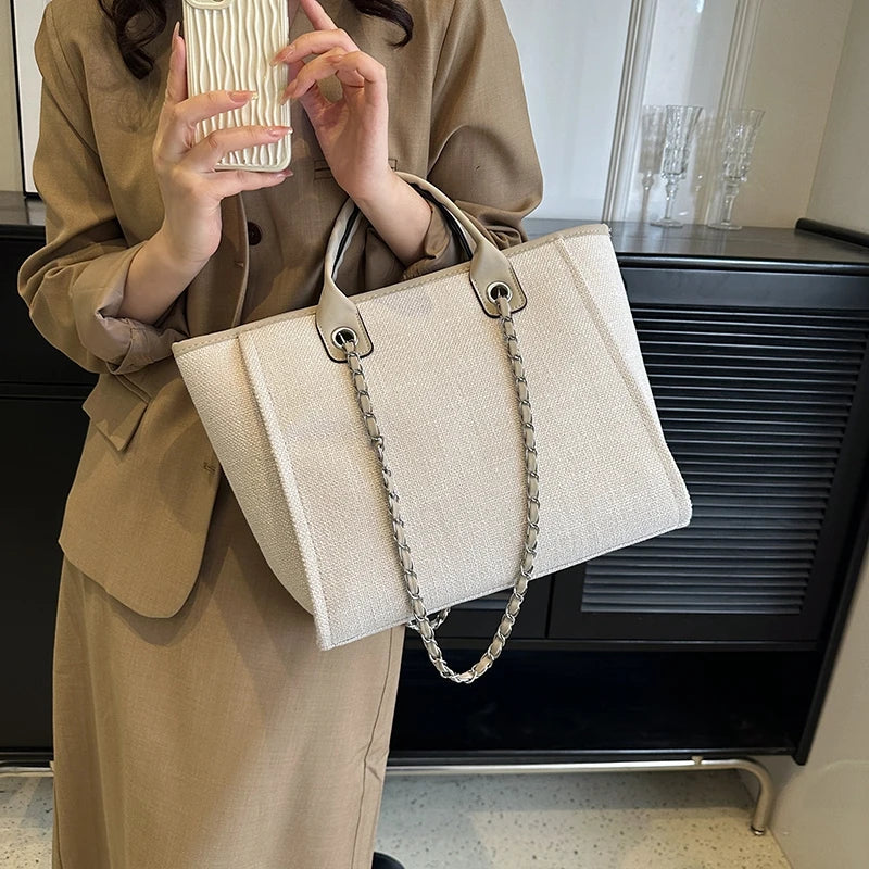 CANVAS CHAIN TOTE – LARGE CAPACITY COMMUTER BAG