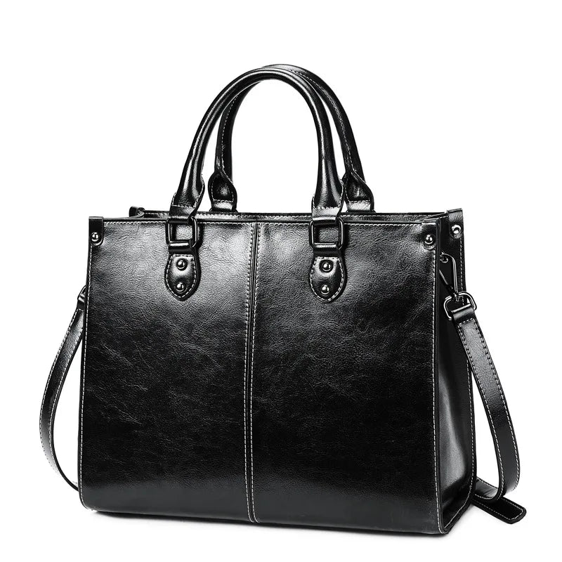 ELEGANT VINTAGE LEATHER SHOULDER BAG