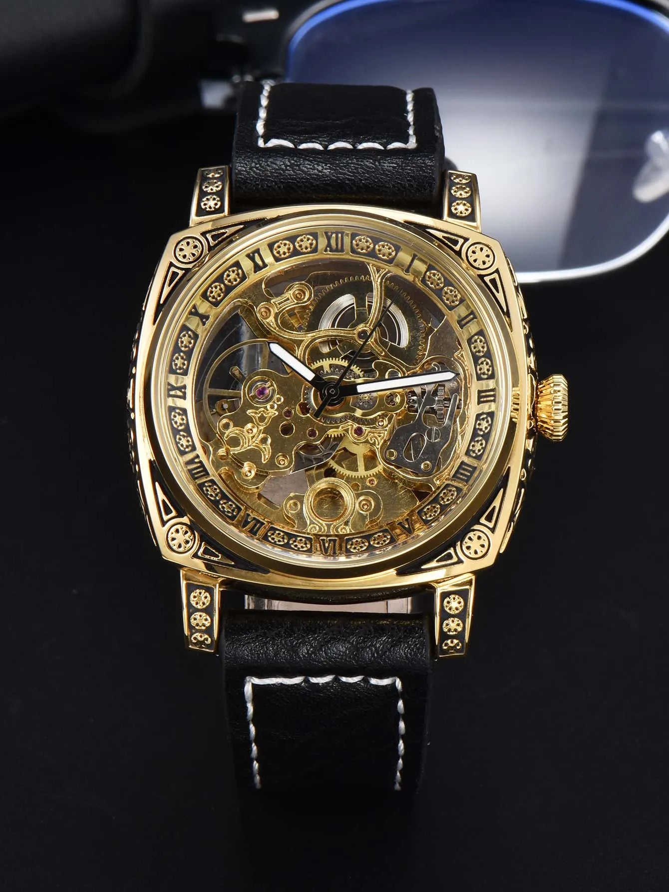 THE LONGLUX HERITAGE SKELETON