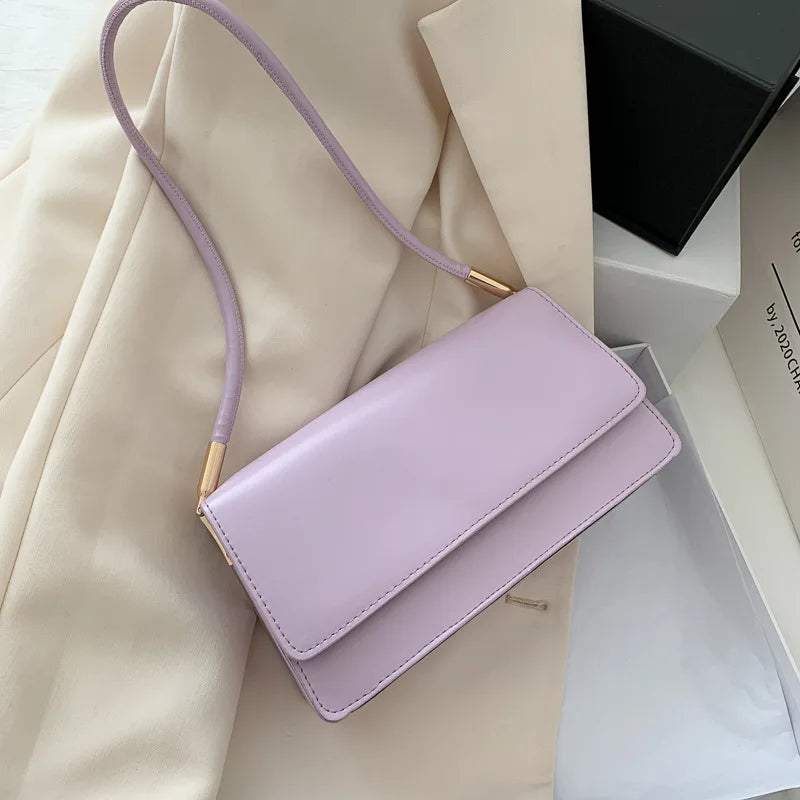 Aria Luxe Saddle Bag