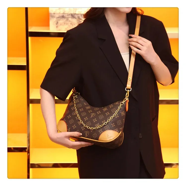 Louis Curve Signature Bag