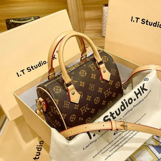 Victoria Luxe Bag