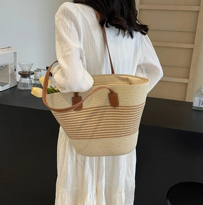 ADWOA STRAW SHOULDER BAG