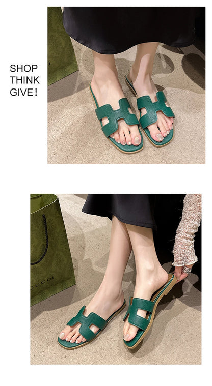 KATE LATEX FLAT SANDALS