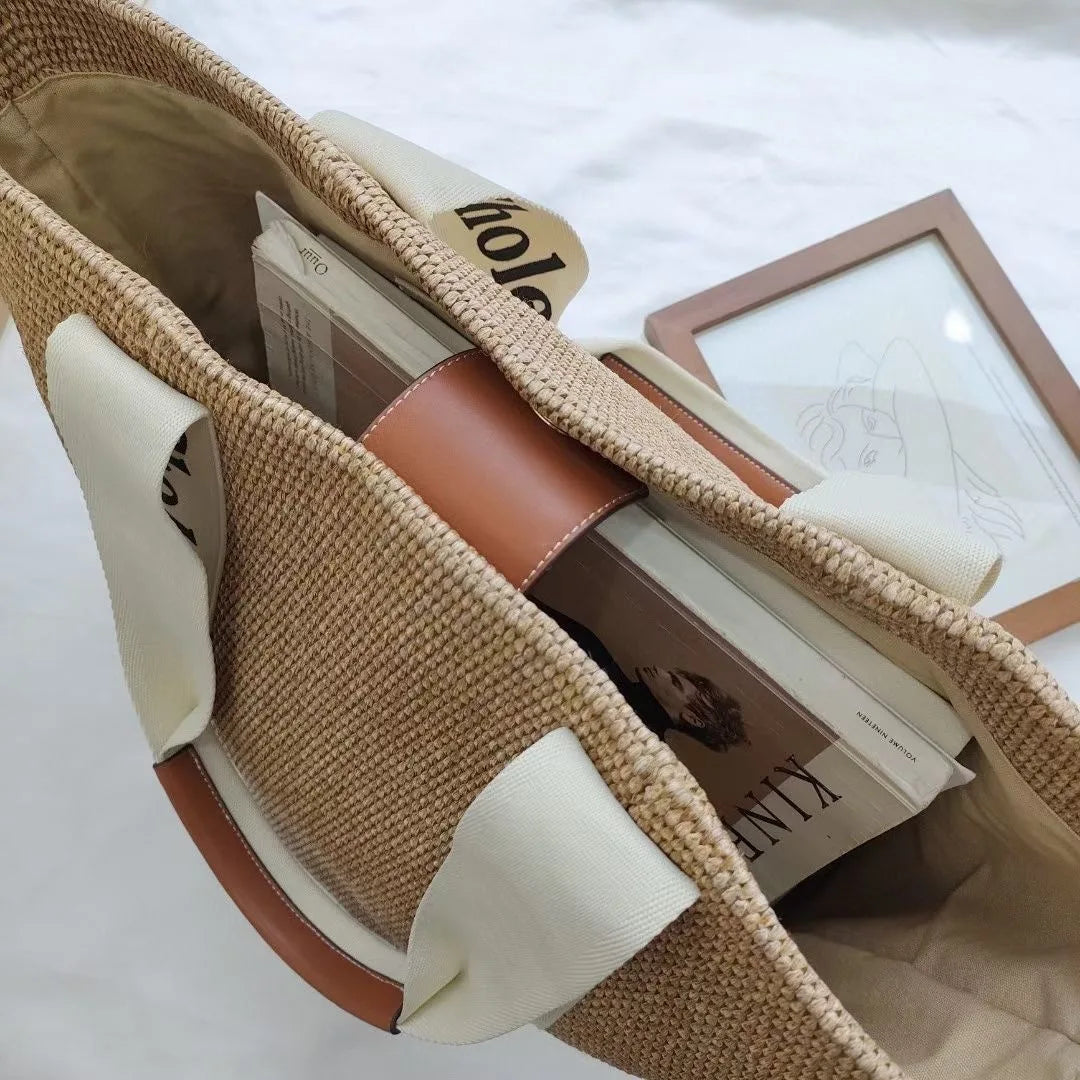 BEACHSIDE STRAW TOTE BAG