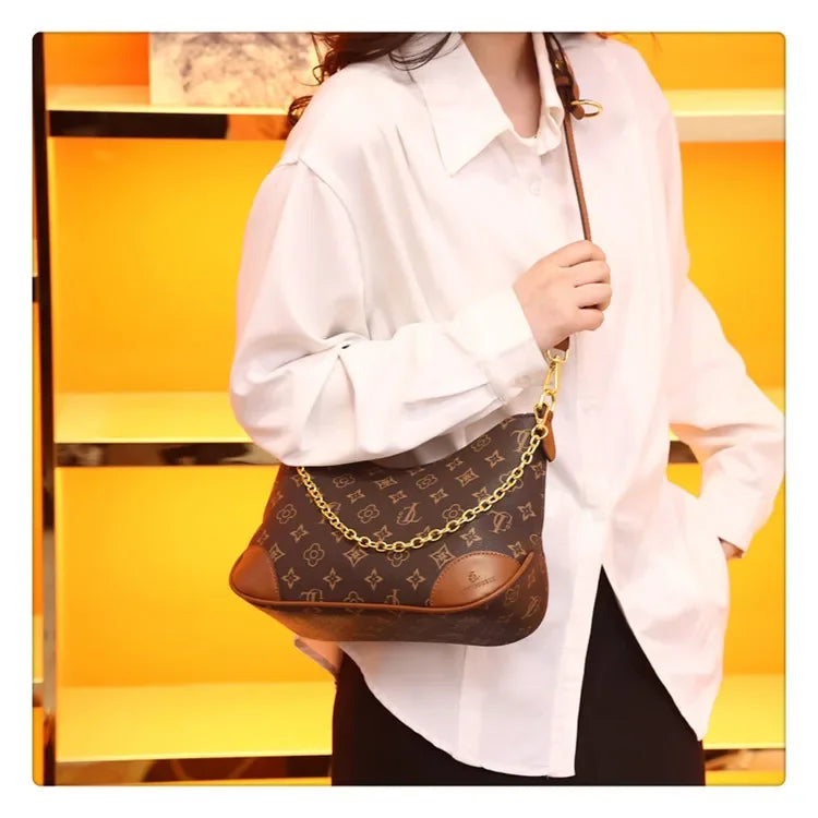 Louis Curve Signature Bag