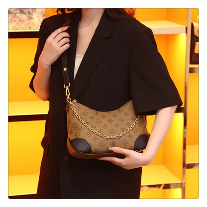 Louis Curve Signature Bag