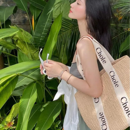 BEACHSIDE STRAW TOTE BAG