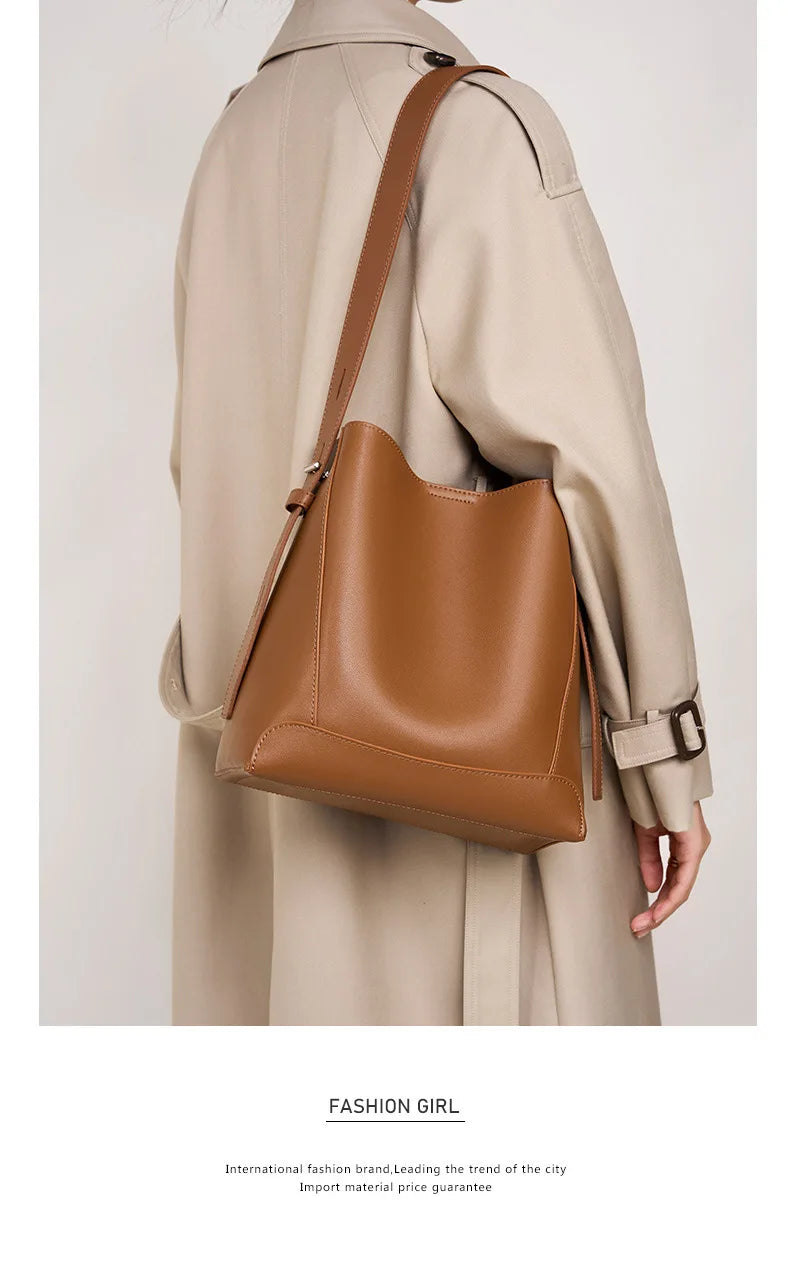CLARISSA LEATHER TOTE BAG