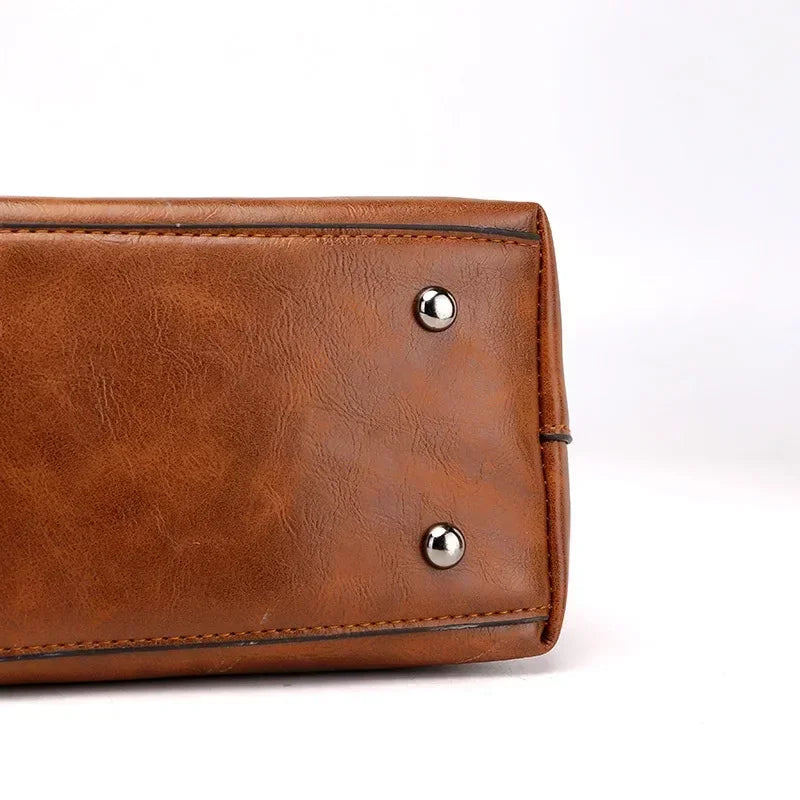 NOVA  LEATHER  SHOULDER BAG