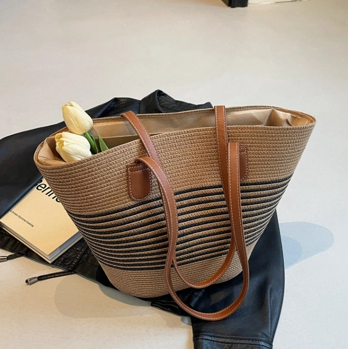 ADWOA STRAW SHOULDER BAG