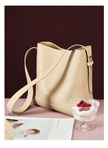 CLARISSA LEATHER TOTE BAG