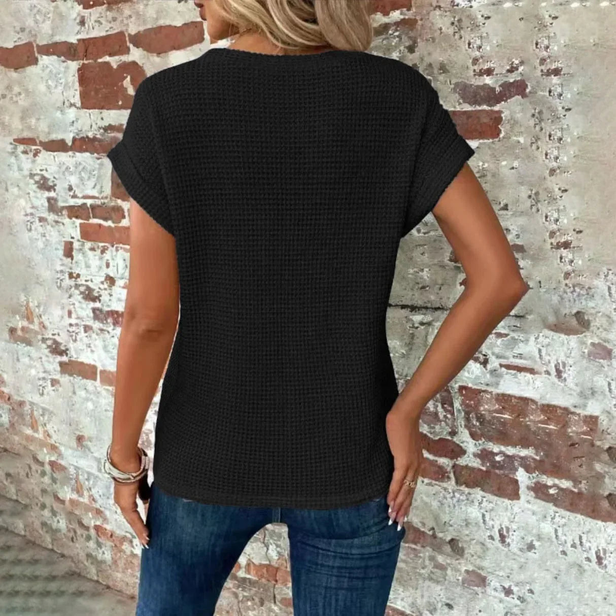 FREYA SOLID SHORT SLEEVE TEE