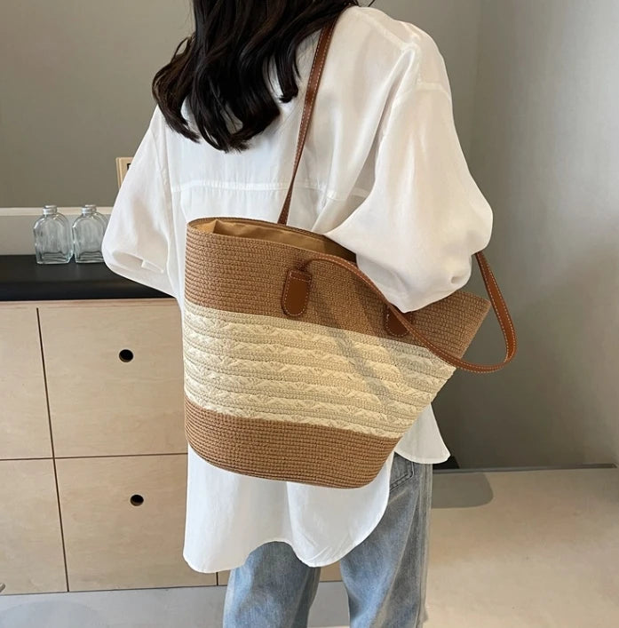 ADWOA STRAW SHOULDER BAG