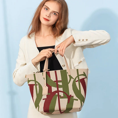 LUCY RETRO BUCKET HANDBAG