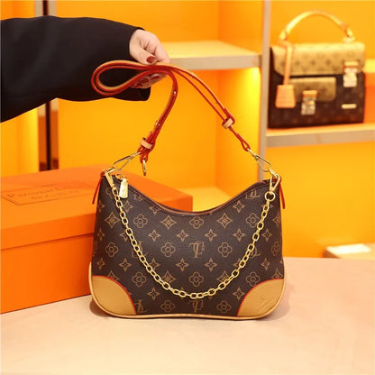 Louis Curve Signature Bag