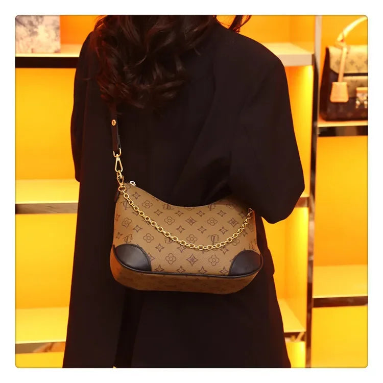 Louis Curve Signature Bag