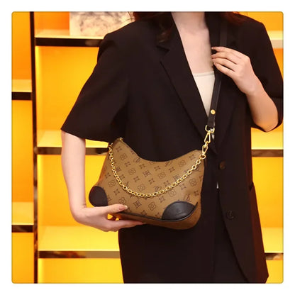 Louis Curve Signature Bag