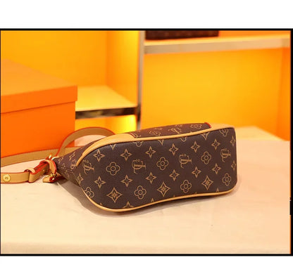 Louis Curve Signature Bag
