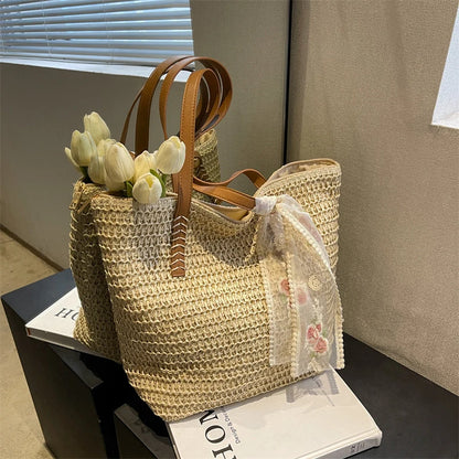 THE HAMPTONS WOVEN TOTE