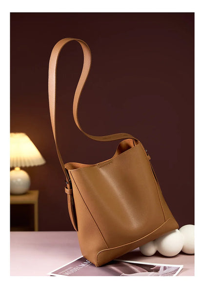 CLARISSA LEATHER TOTE BAG