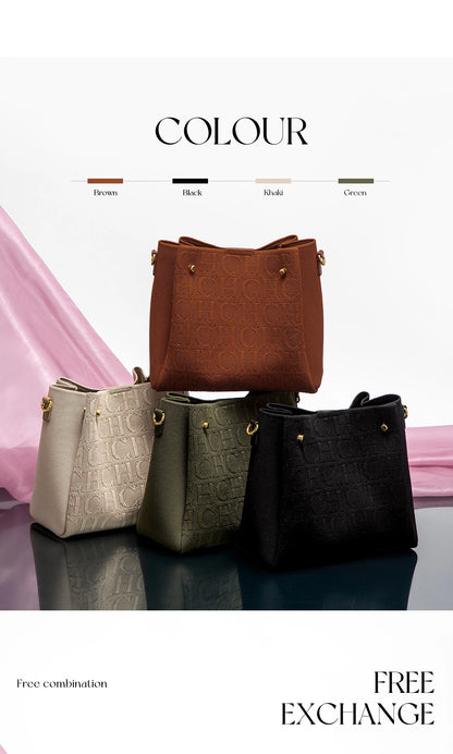 GEORGIA LETTER SHOULDER BAG