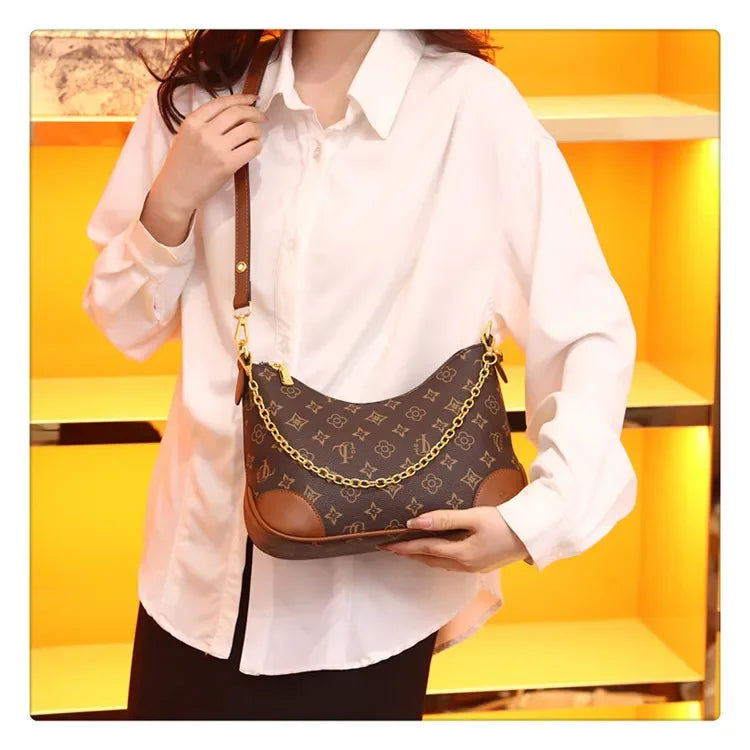 Louis Curve Signature Bag