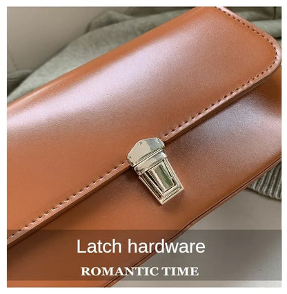 Aria Luxe Saddle Bag