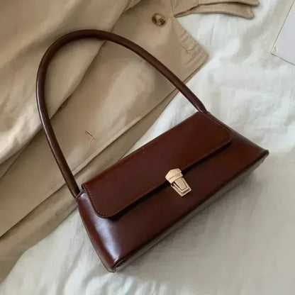 Aria Luxe Saddle Bag