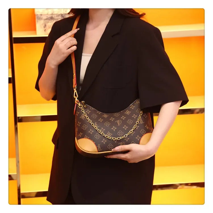 Louis Curve Signature Bag