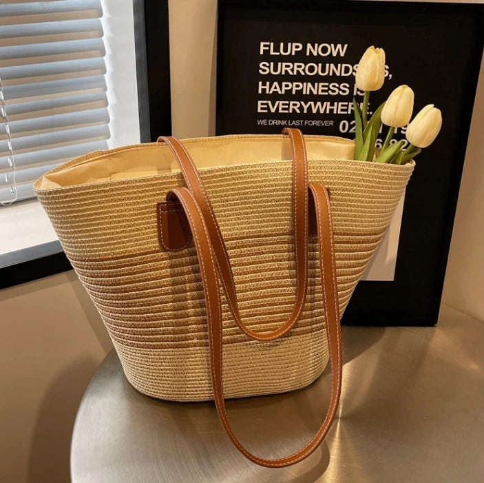 ADWOA STRAW SHOULDER BAG