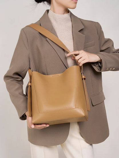 CLARISSA LEATHER TOTE BAG