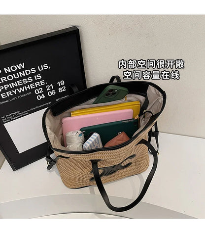 PARIS MINIMALIST CROSSBODY