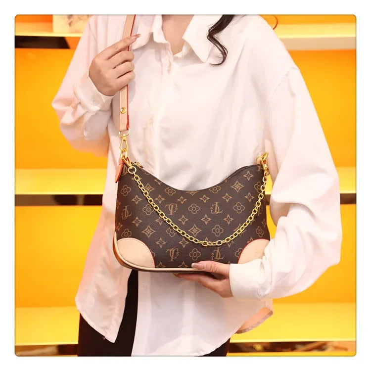 Louis Curve Signature Bag